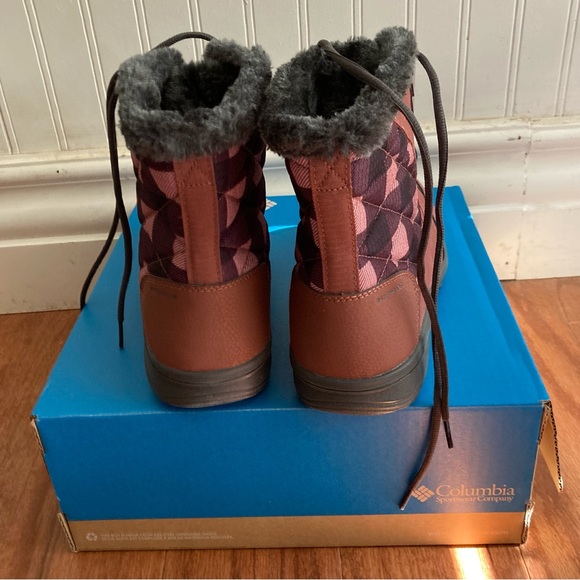 NEW Columbia Women’s Ice Maiden Shorty Snow Boot - Picture 5 of 7